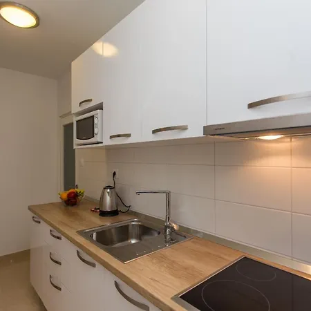 Apartment Sweet Apatment Split