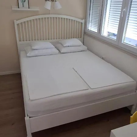 Apartment Sweet Apatment