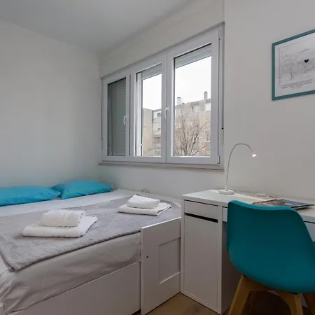 Apartment Sweet Apatment *